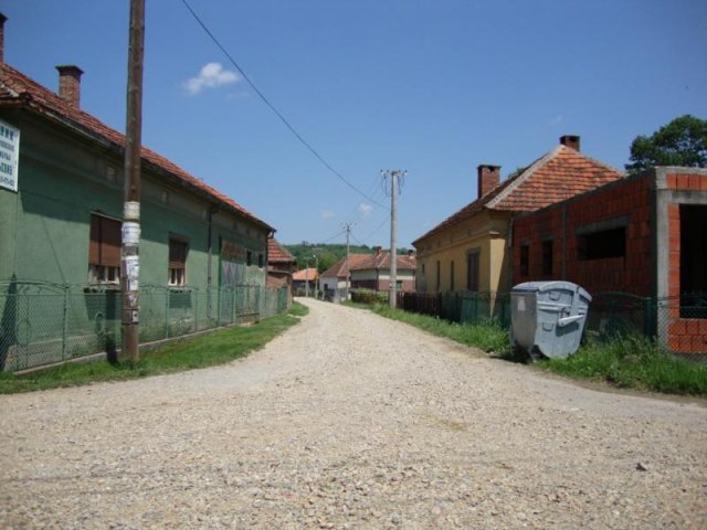 sedlare_nasipanje_puteva_2011_85